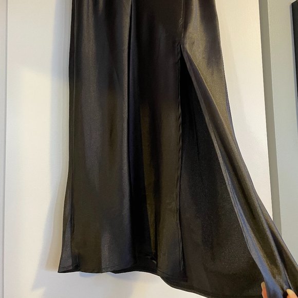 Princess Polly Black Skirt - Picture 3 of 4